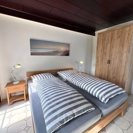 Nordsee-peerhuus 公寓 *