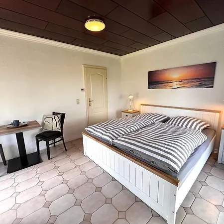 Апартаменты Nordsee-peerhuus *